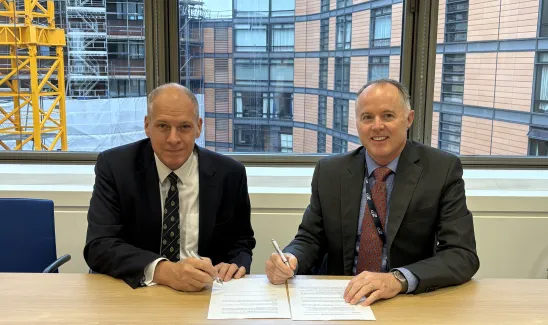 Peter Aylott and Donnie Brown sign the MOU